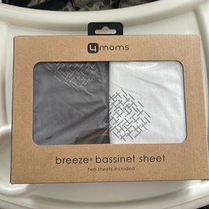 4 moms breeze bassinet sheets, 2 in pack, New